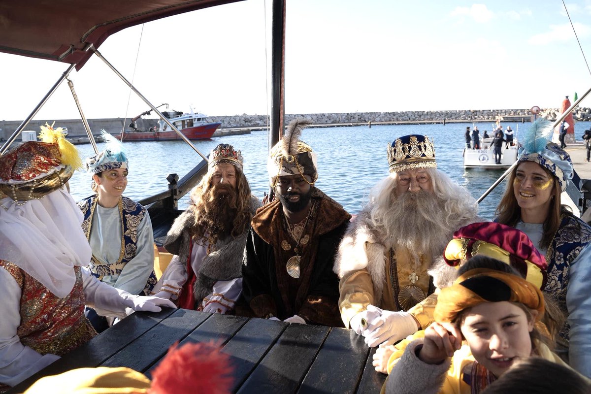 pdbenalmadena's tweet image. Os deseamos un feliz día de reyes 👑 y que todos vuestros sueños se hagan realidad 💫

#benalmadena #puertodeportivobenalmadena #puertomarina #vistasincreibles #momentosinolvidables #paraisoenelmar  #aventurasmaritimas #destinobenalmadena #descubreelmar #reyesmagos #diadereyes