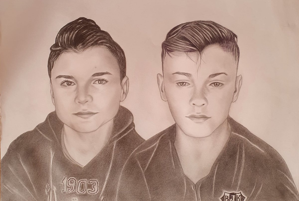 muratonat47's tweet photo. Abuzer &amp; Osman Altay
#karakalem #charcoal https://t.co/pSNlGCrcUn