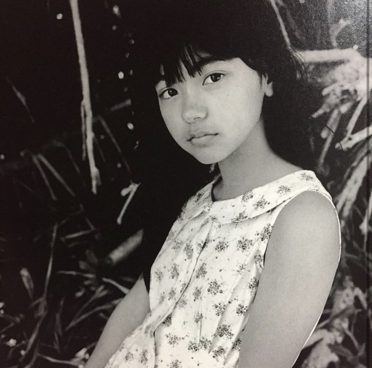 デビュー前に篠山紀信さんに撮って頂いた写真。 子供ながらに撮るのが