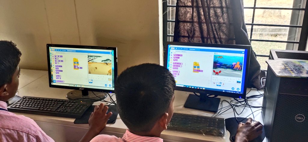 bali_anilkumar's tweet image. Scratch programming by our students @EmrsKonchur, Kalaburagi
Scratch is a high-level block-based visual programming language and website aimed primarily at children as an educational tool
#ICT
#ComputerClass
#Karnataka_KREIS_Schools
@Captain_Mani72
@bella_setty
@SWDGoK
@ed_kreis