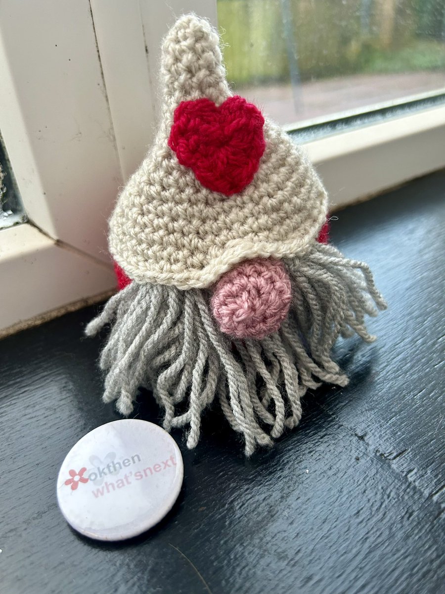 ❤️NEW❤️ in my #etsy shop: Valentine's Day Gnome/Gonks desk buddies to give to your loved one so they can be reminded of you even while stuck at the office okthenwhatsnextcraft.etsy.com #earlybiz #crochet #ukgifthour #ukgiftam