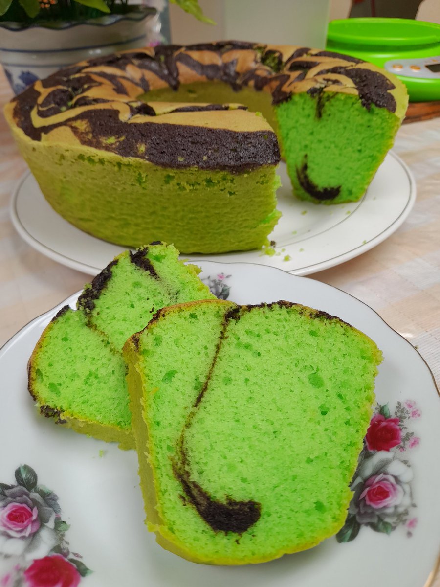 Pub hijau hijau digaleri kalian..
Yukk..

Ini aja 😊