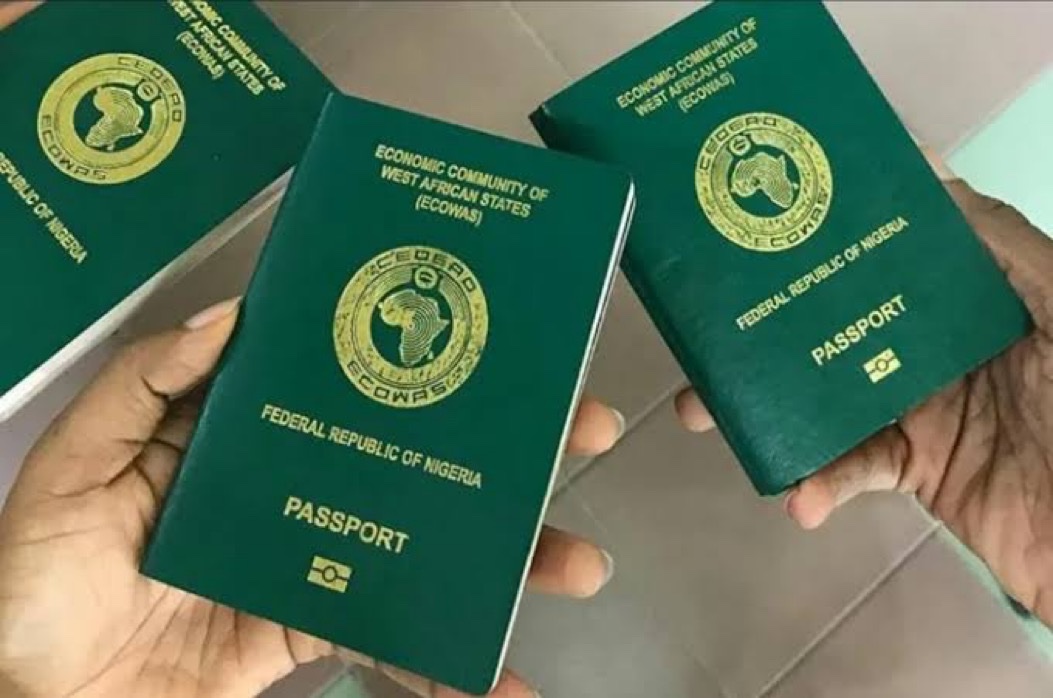 NigeriaStories's tweet image. Counties you can travel to this year with your Nigerian 🇳🇬 passport visa free
👇🏾
Barbados
Benin
Burkina Faso
Cameroon
Cabo Verde
Chad
Cook Islands
Ivory Coast
Dominica
Fiji
Ghana
Guinea
Guinea-Bissau
Haiti
Liberia
Mali
Micronesia
Montserrat
Niger
Niue
Senegal
Sierra Leone
Saint…