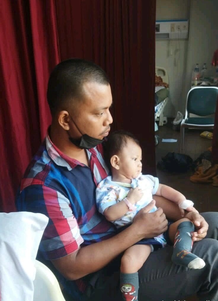 dindapuspawati's tweet photo. Genap 2 tahun harusnya usia kamu nak, maafin ibun sama bapak ya nak, kalau selama menjadi orangtua buat mba waktu itu banyak kurangnya, 
Ibun dan bapak msh belajar memperbaiki diri menjadi lebih baik biar bisa ketemu mba di surganya Allah.. https://t.co/tPQTECBsM3