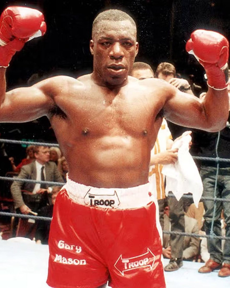 Former British heavyweight champion Gary Mason tragically died in a cycling accident #OnThisDay in 2011.

48-year-old Mason was riding his bicycle in Wallington, south London, when he was in a collision with a van.

[A thread 🧵]