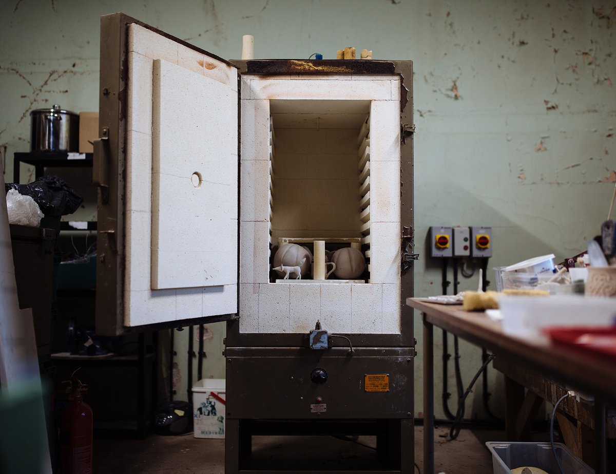 RoyalScotAcad's tweet image. There’s just one week left to apply for RSA Residencies for Scotland 2024. 

Artists taking part conceive and plan their residencies entirely on their own terms, allowing for a period of uninhibited creativity: ow.ly/iYJL50QeVNp

📆Deadline: Sunday 14 January, 5pm.