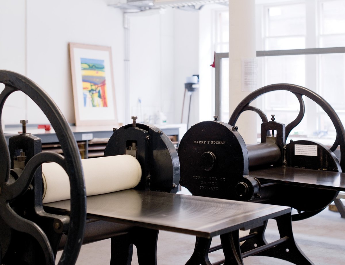 RoyalScotAcad's tweet image. There’s just one week left to apply for RSA Residencies for Scotland 2024. 

Artists taking part conceive and plan their residencies entirely on their own terms, allowing for a period of uninhibited creativity: ow.ly/iYJL50QeVNp

📆Deadline: Sunday 14 January, 5pm.