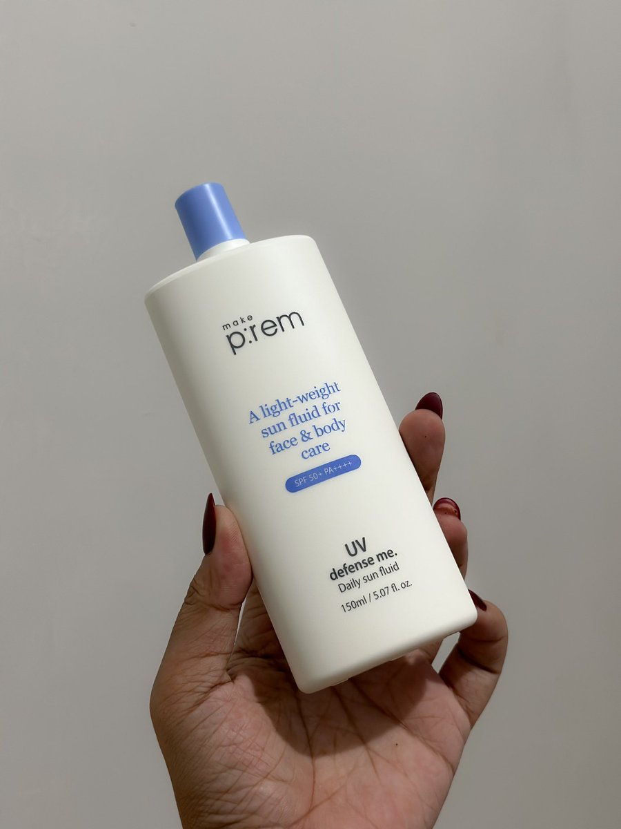 swextdemon's tweet photo. 2024 waktunya beralih ke sunscreen korea segede gaban alias GENTONG &amp; ini awet bgttt

non whitecast, finishnya satin, nyaman di kulit kering dan ngga perih di mata sama sekali.

buat base makeup pun jg nempel bgt
udh SPF50+ PA++++ 😍😍 fix bucin! https://t.co/5F4BGe7Xn4