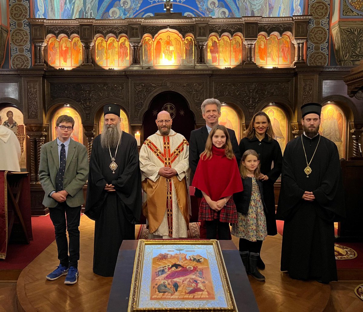 This was a very special evening. On our Christmas Eve (24 Dec), the Serbian Orthodox Church, uniquely amongst the orthodox churches, allows the Anglican community in #Belgrade to celebrate Eucharist in the Patriarch’s private chapel. Hvala! 🙏

spc.rs/anglikanska-za…