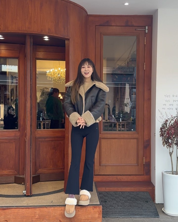 나는 잘 씻고, 단정히 빗질하고 선크림 바르는 것이 거의 치장의 끝이기 때문에 맵시있게 잘 꾸미고 다니는 사람 참 좋더라.
#로맨틱 러브 #맛있는 음식 #nice #그림 같은