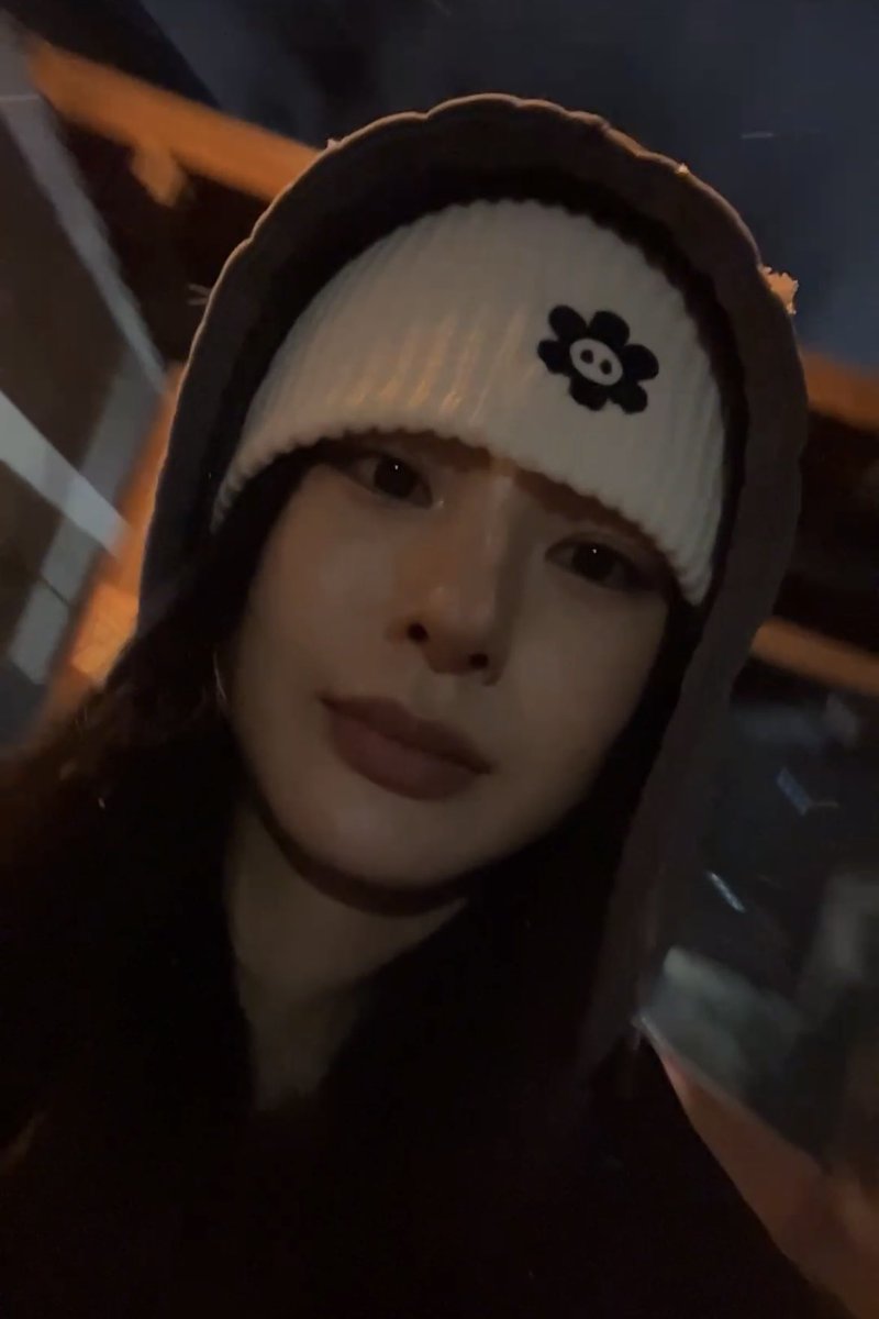 minidaaam's tweet photo. 도대체 어떤 눈을 보라는 건지 차암네~ https://t.co/oQJoJ2tdrJ