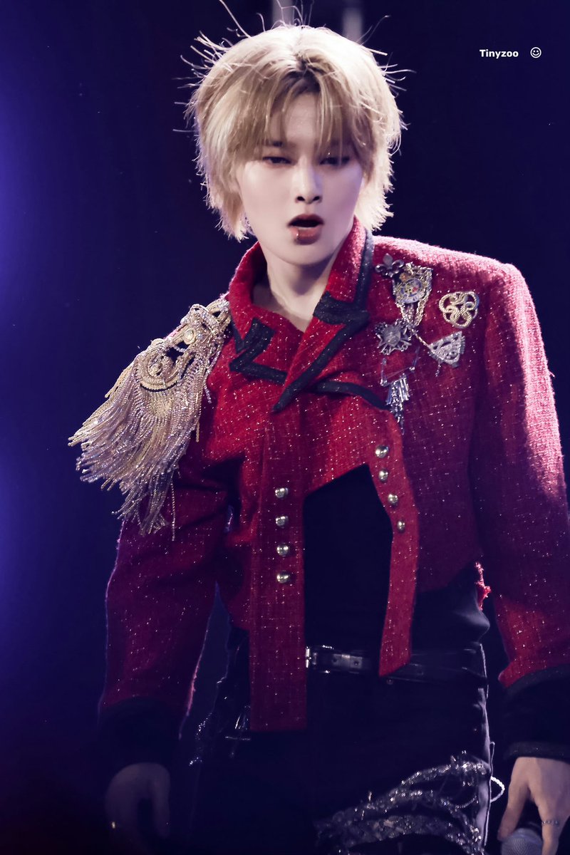 TinyzooOO tweet media