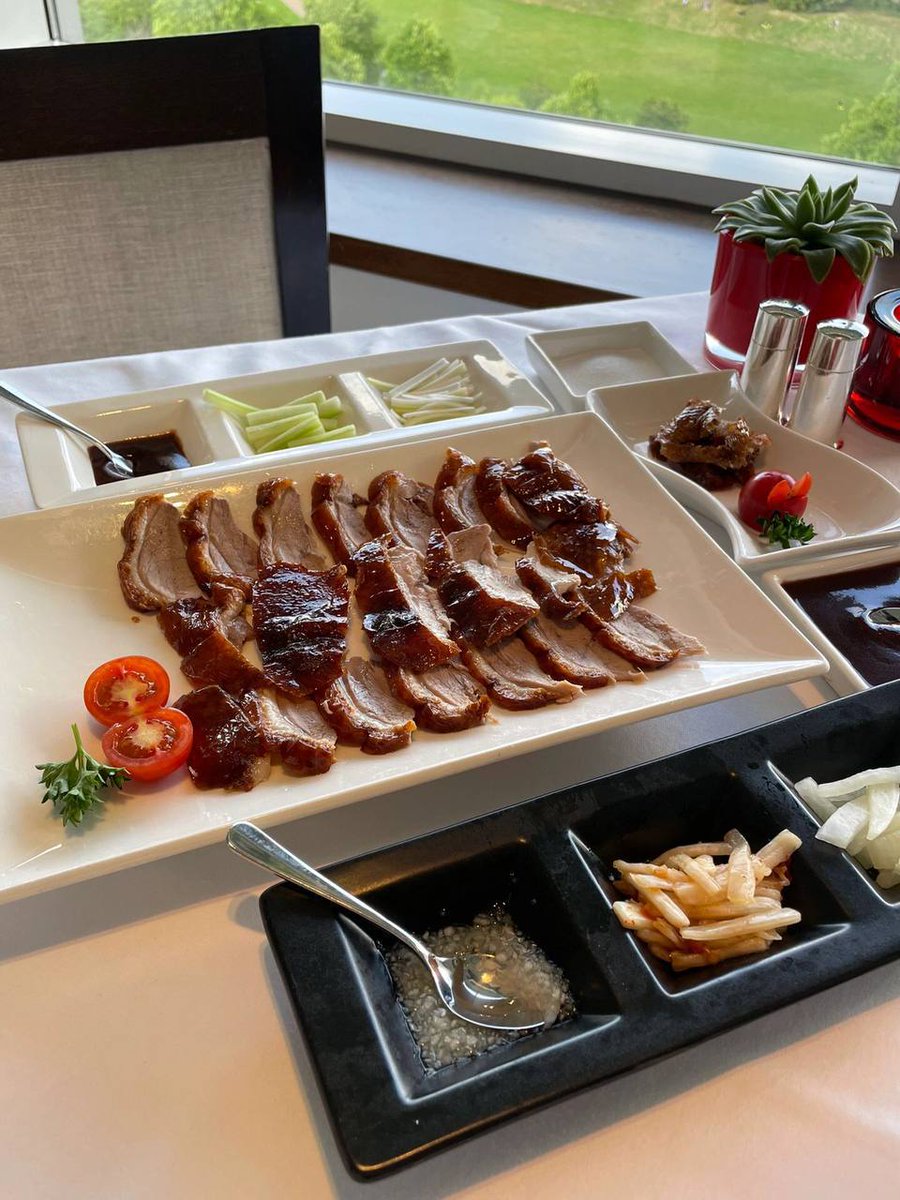 fakersjin's tweet photo. Can you imagine the taste of this food? 😚 https://t.co/wVQ3MLDCzv