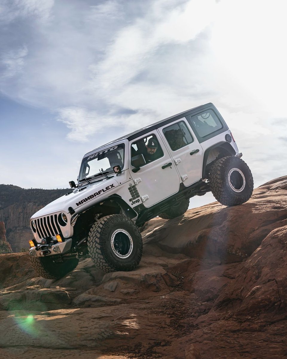 wranglerlovers's tweet photo. Happy Saturday Everyone!!! 😍 . . . 📸 by @mambaflex_jlu  . . 👉 Body Kits &amp; Parts &amp; Accessories for all Jeep Wrangler , check our website now! 📌LINK IN BIO! ~~~~~~~~~~~~~~~~~~~~~~~~~~~~~~~~~~~~~~~~ #jeep #jeepwrangler #explore #explorepage #camper #camperlife #4x4 #4x4life #jk https://t.co/E1C1QH6U5o