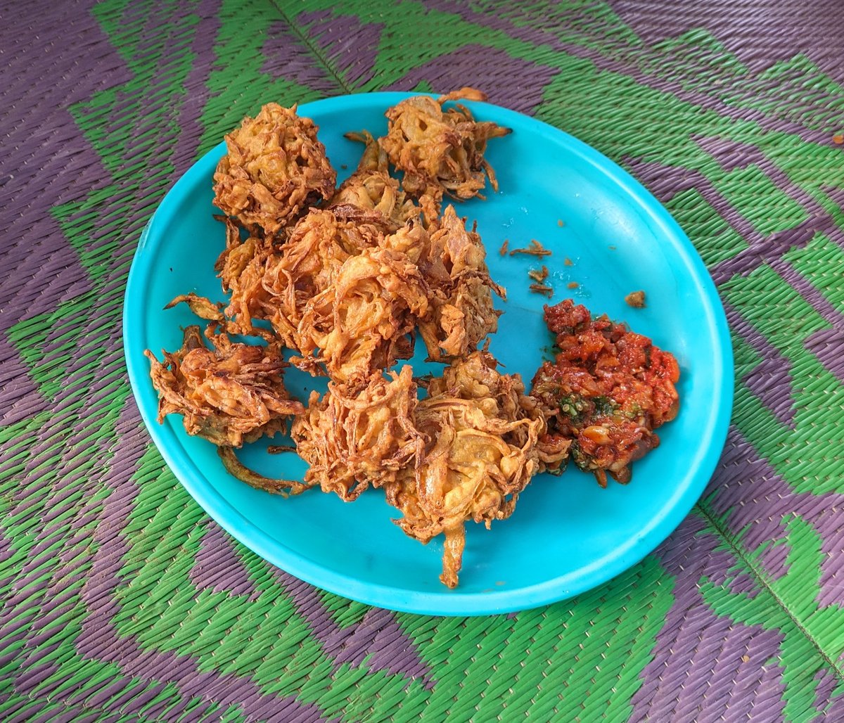 インドて好物を見つけた記念日！
カンダバジ