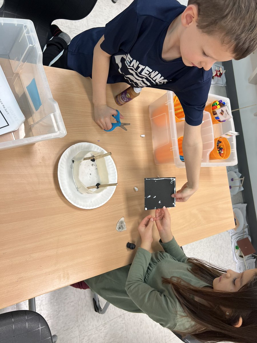 🤯This is going to blow Mrs. Tweten’s mind!” -words from a Kindergarten engineer who was working towards their 🎯
🎯= I can build a model that will reduce the ☀️’s warming effect on 🌎.
<a href="/KMElem/">KM Elementary School</a> <a href="/PLTWorg/">Project Lead The Way</a>