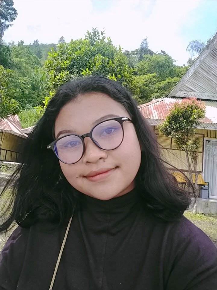Reretyd's tweet photo. Tahun 2024. Karir makin cemerlang, keluarga dan aku sehat².

Satu lagi semoga tahun ini ada yg deketin 😌 https://t.co/Zg1DcmyfUh