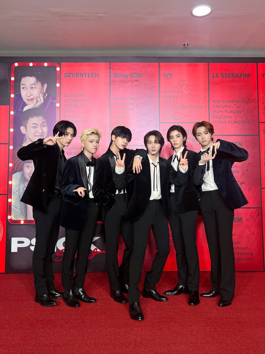 BOYNEXTDOOR_KOZ's tweet photo. 240106 The 38th GOLDEN DISC AWARDS🚪📸

NEXT GENERATION BOYNEXTDOOR! 🏆

#BOYNEXTDOOR #보이넥스트도어 #BND
#BOYNOW https://t.co/8rYbsczUGY