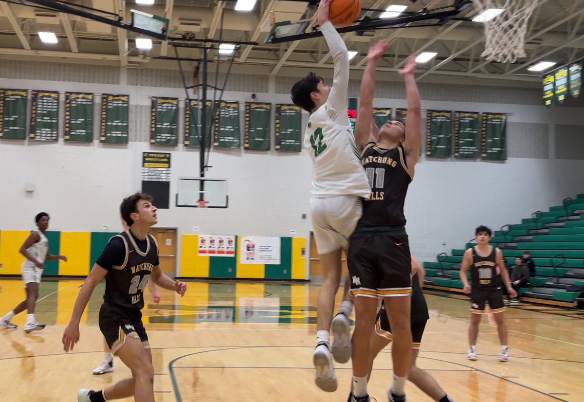 gmchoops's tweet image. Some photos from the action in South Plainfield’s 54-53 victory over Watchung Hills at the Coaches vs. Cancer Shootout in Montgomery on Friday night.  #njhoops #gmchoops #sphoops #coachesvscancer @wh_hoops