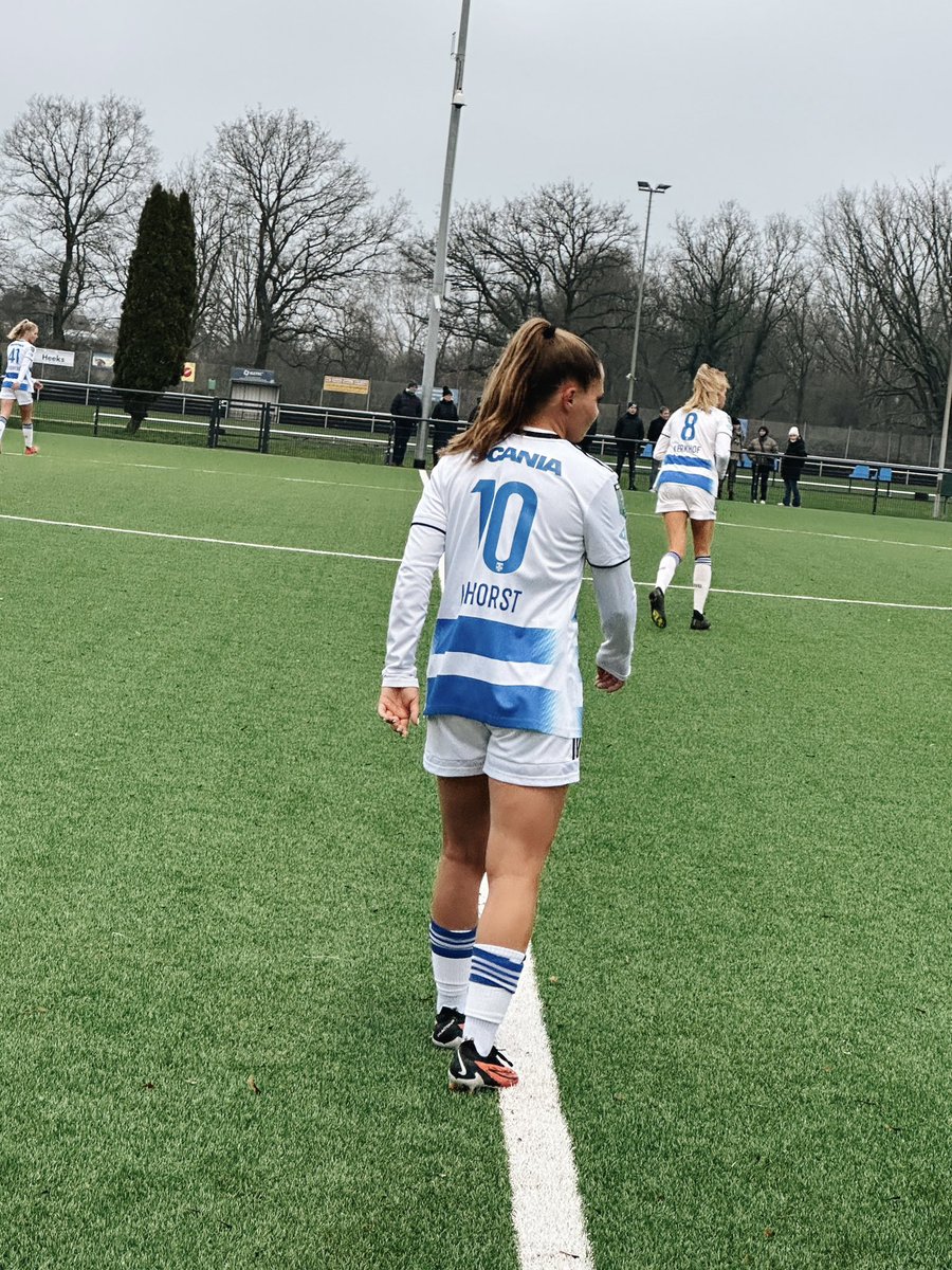 PECVrouwen's tweet image. In de oefenwedstrijd tegen Excelsior Rotterdam maakten Marushka en Naomi vandaag weer hun (officieuse) rentree! 🔥

#peczwollevrouwen