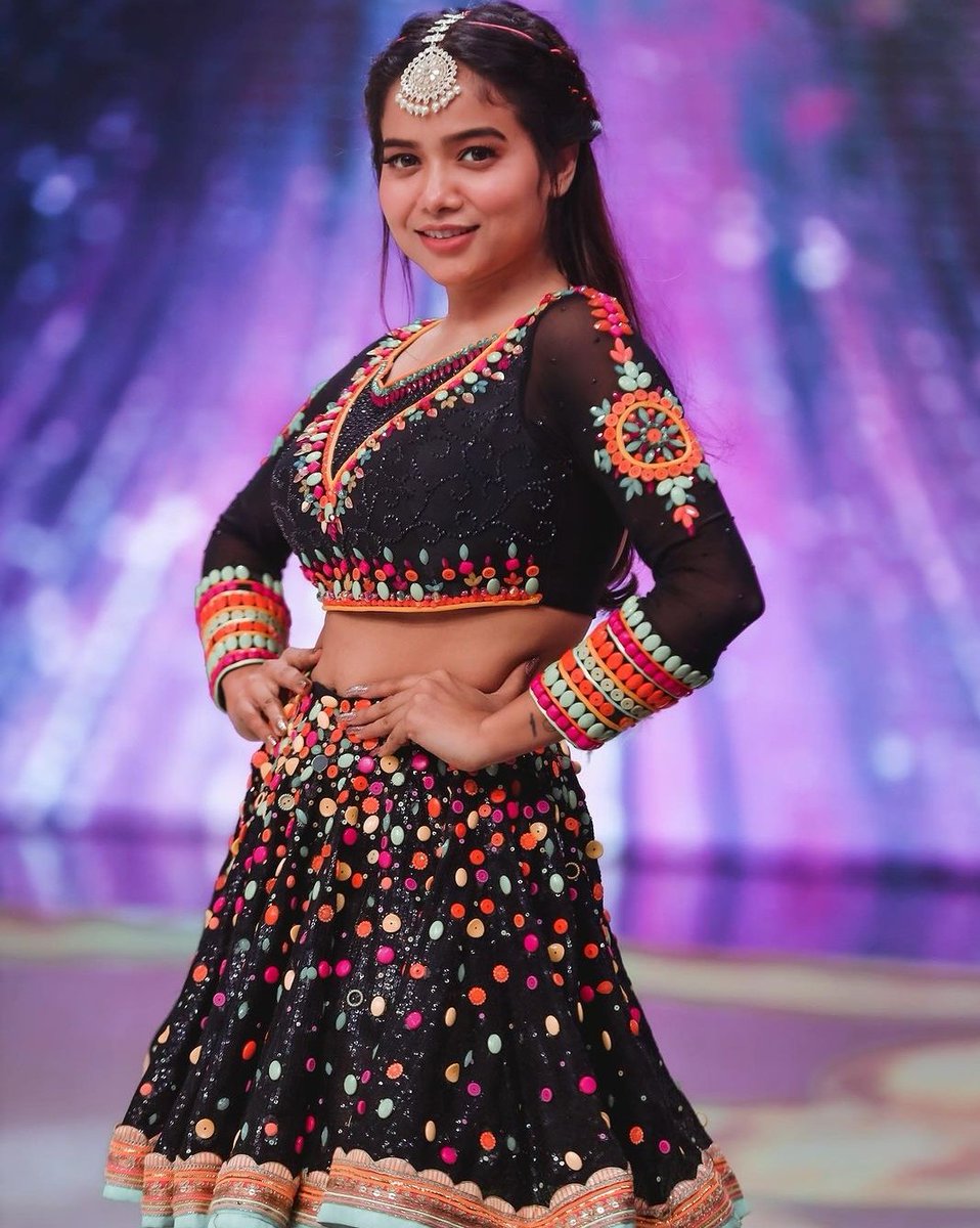 WeTheThinkers's tweet image. Guys be ready to vote for @ItsManishaRani 👍🏻

Download Sony Liv app and follow the procedure👇🏻

30 minutes left. 

#Abhisha #AbhishaFam #ManishaRani