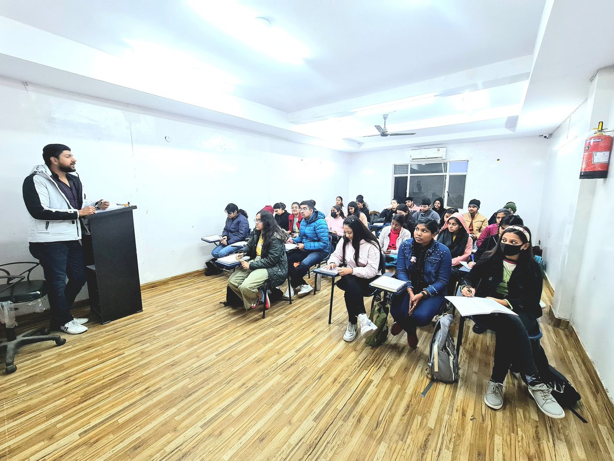 KNOWLEDGENATIO3's tweet photo. #English #classes for #CLAT | #AILET | #DU.LLB | #LSAT | #LNAT | #LLM | #JUDICIARY by #Ashish Sir from #Knowledge #Nation #Law #Centre 

Best CLAT coaching in Delhi | Best CLAT coaching in Gurgaon 

Visit - https://t.co/WnBUBnlS9B
Call - 9999882757 / 9999882858 https://t.co/w2U0zmDO4B