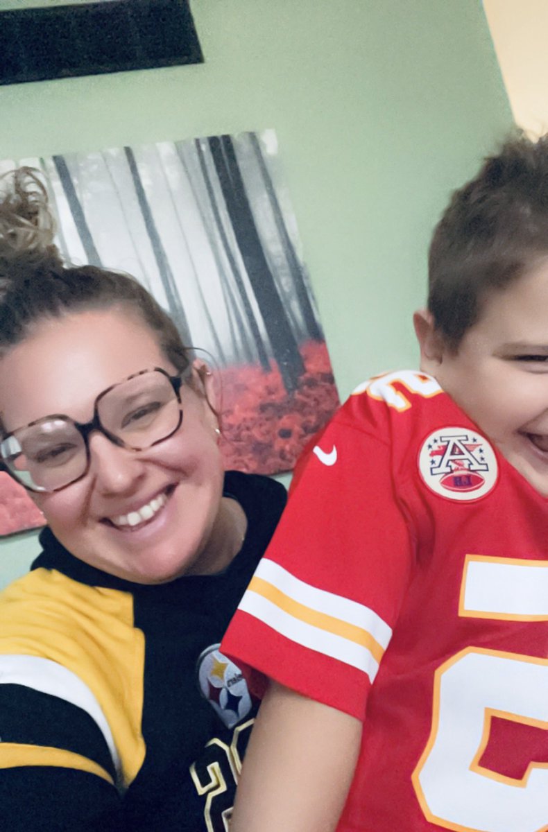 bwiZzner's tweet photo. #Throwbackkk, our house will always be divided!
Wake Up, Y’ALL!
It’s GAMEEE DAY! #HereWeGo
We. Making. A. Run.
Believe it, and it will happen righhht? https://t.co/Q6BvysaHyn