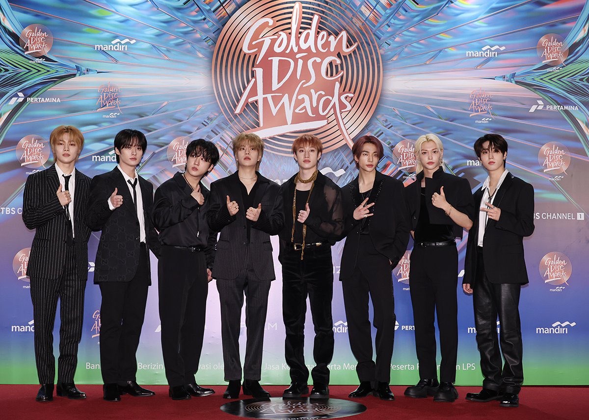 Golden Disc Awards (GDA) — <a href="/Stray_Kids/">Stray Kids</a> Awards 

• 2024 - Best Album (Bonsang)
                 Global K-pop Artist
• 2023 - Best Album (Bonsang)
                 Most Popular Artist
• 2022 - Best Album (Bonsang)
• 2021 - Best Performance 
• 2019 - Rookie of the Year

Total: