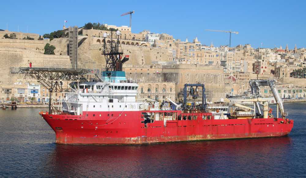 Shipguru's tweet image. #MaidenCall of the #cablelayer #CS_RECORDER #entering #grandharbourmalta - 04.01.2024 - www.maltashipphotos.com- NO PHOTOS can be used or manipulated without our permission