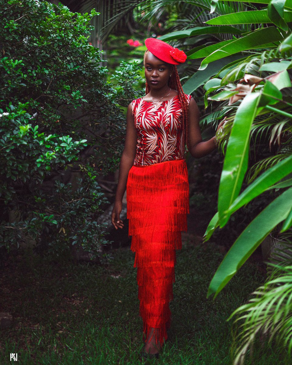 Kelvinnengi's tweet photo. Red against green📸 https://t.co/I3PVYYZxVP