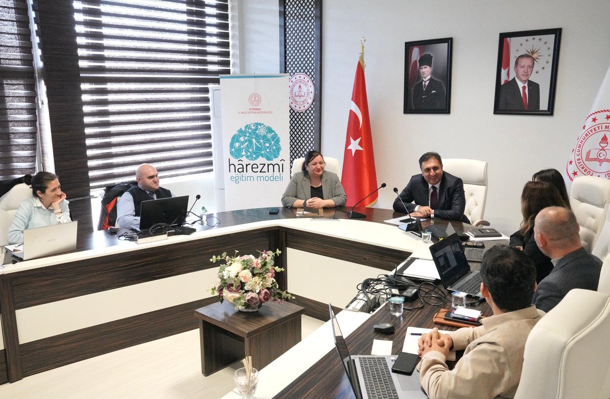 istanbulilmem's tweet photo. ▪️Ortaöğretim Genel Müdürlüğümüz koordinesinde pilot çal��şması başlatılan Harezmi Eğitim Modeli'nin veri hazırlama komisyon toplantısı İl Müdürümüz Doç. Dr. Murat Mücahit Yentür'ün katılımıyla gerçekleşti.

@tcmeb @Yusuf__Tekin
@MucahitYentur https://t.co/DDcZUXOF4C