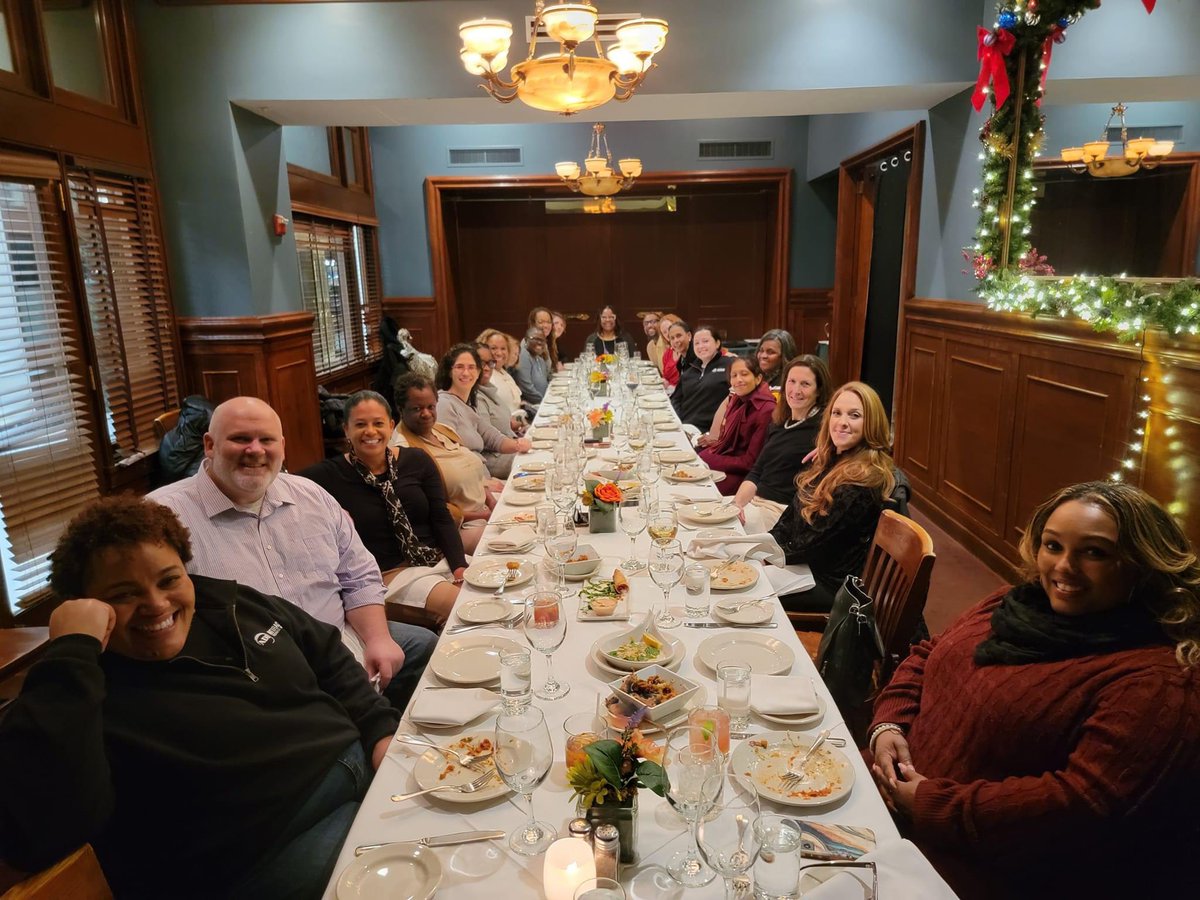 DickinsonLaw's tweet photo. The @dickinsonlawadi hosted a dinner at the #AALS2024 annual conference for contributors to the "Building an Antiracist Law School, Legal Academy, and Legal Profession" book series. #WeAreDoingThis #PracticeGreatness https://t.co/iqTMUDIU3F