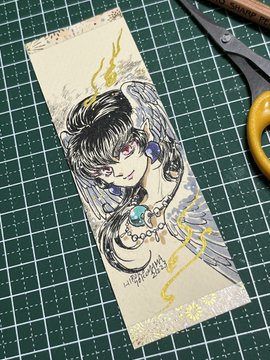 こちらのイベントで頒布予定の手描き栞ですが、大阪の文学フリマ・年末のコミケ103での様子を見て価格を変更する事に。一枚一律300円になります。新作も多少追加する予定です。 