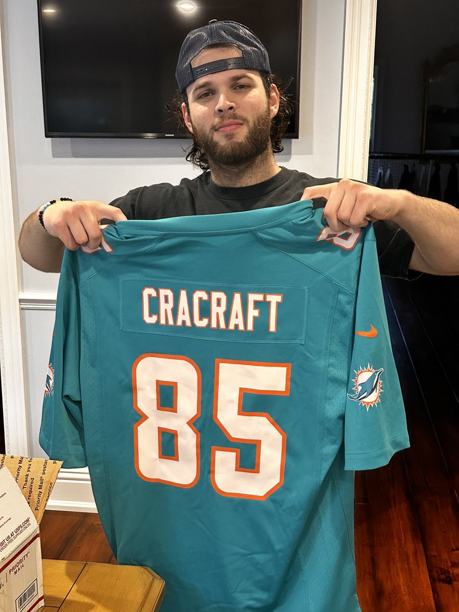 CracraftFan's tweet photo. Thanks to the goat @rivercracraft for hooking me up. Glad to be able to run the fan club for such a sick dude. Truly grateful. 

If I wasn’t fired up already for Sunday, you can bet your bottom dollar I am now. RCFC is alive and well. I have goosebumps typing this https://t.co/trPc6KY1yB