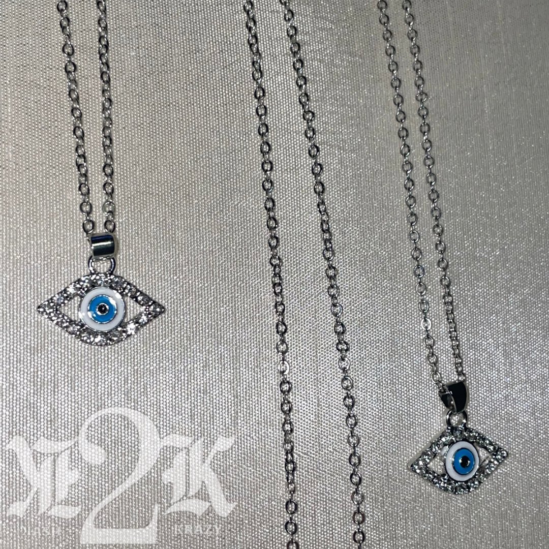 kash2krazyllc's tweet photo. Protect your energy with our latest evil eye necklaces. Only a few remaining, act fast to ward off negative vibes and surround yourself with positivity. $7

Protect your energy here: https://t.co/Aao8WFkr6W 🧿 https://t.co/MqEQnklBVr