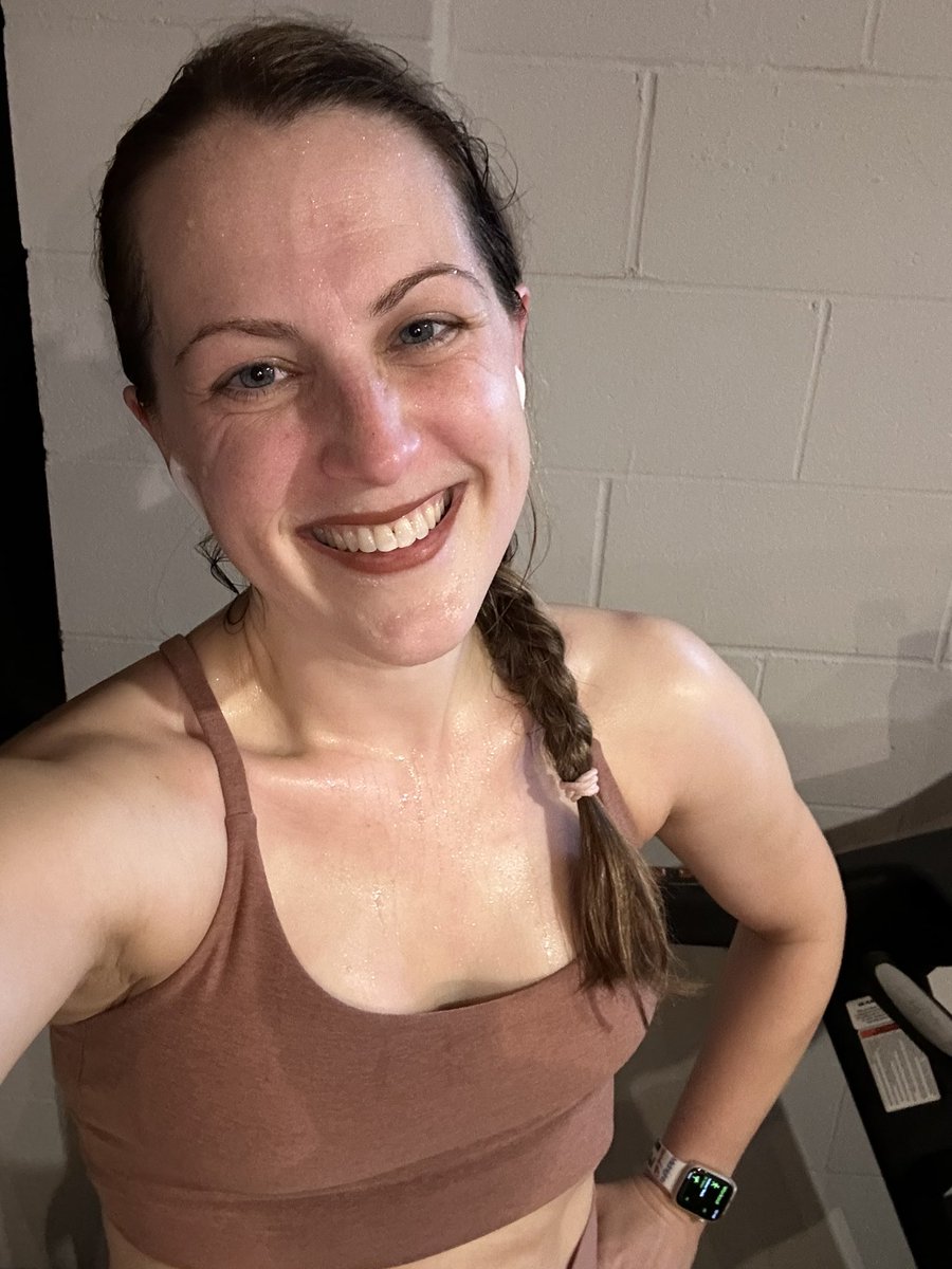 Here’s to Saturday!! Yearly Goal: 3-30 minute sessions of cardio each week at a minimum. Exceeded that this week and excited about that. Onto week 2 tomorrow…