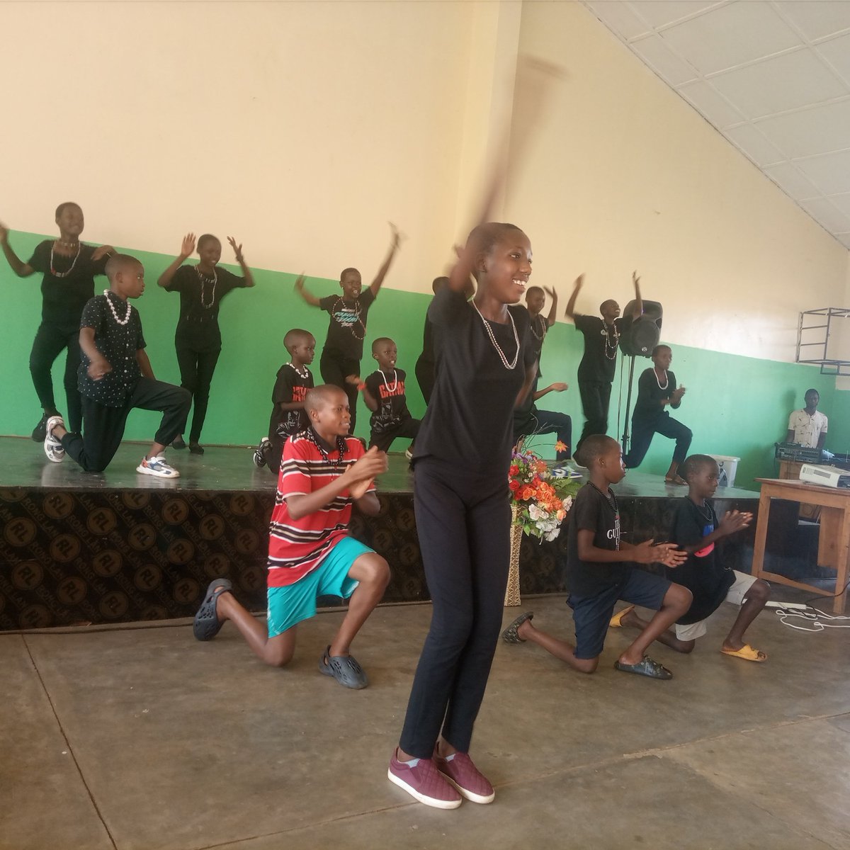 YegoKabuga's tweet photo. The event of bye bye vacances, different youth talents have been presented https://t.co/VoBkHUmXiu
