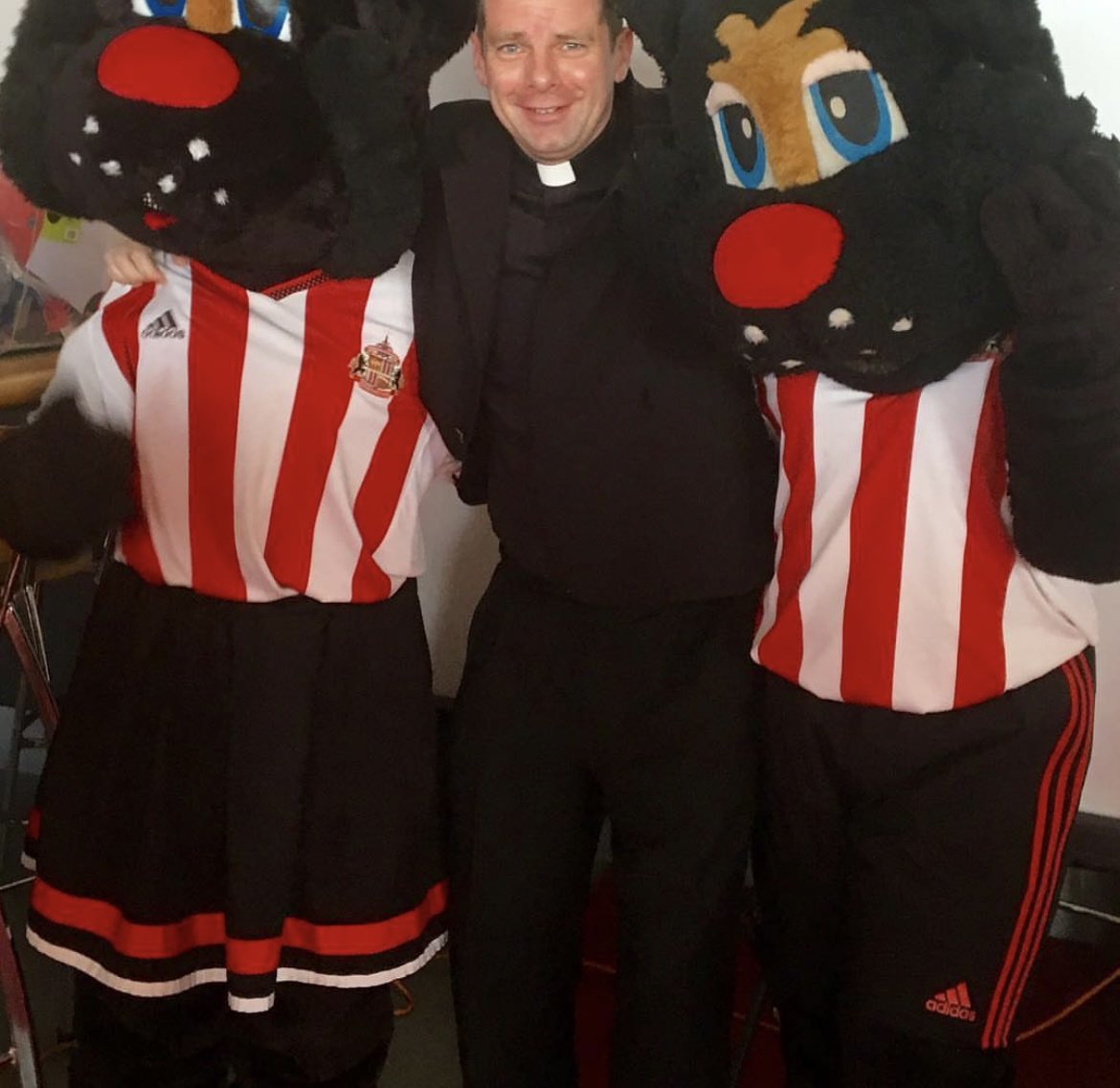 Fr Marc Lyden-Smith tweet media