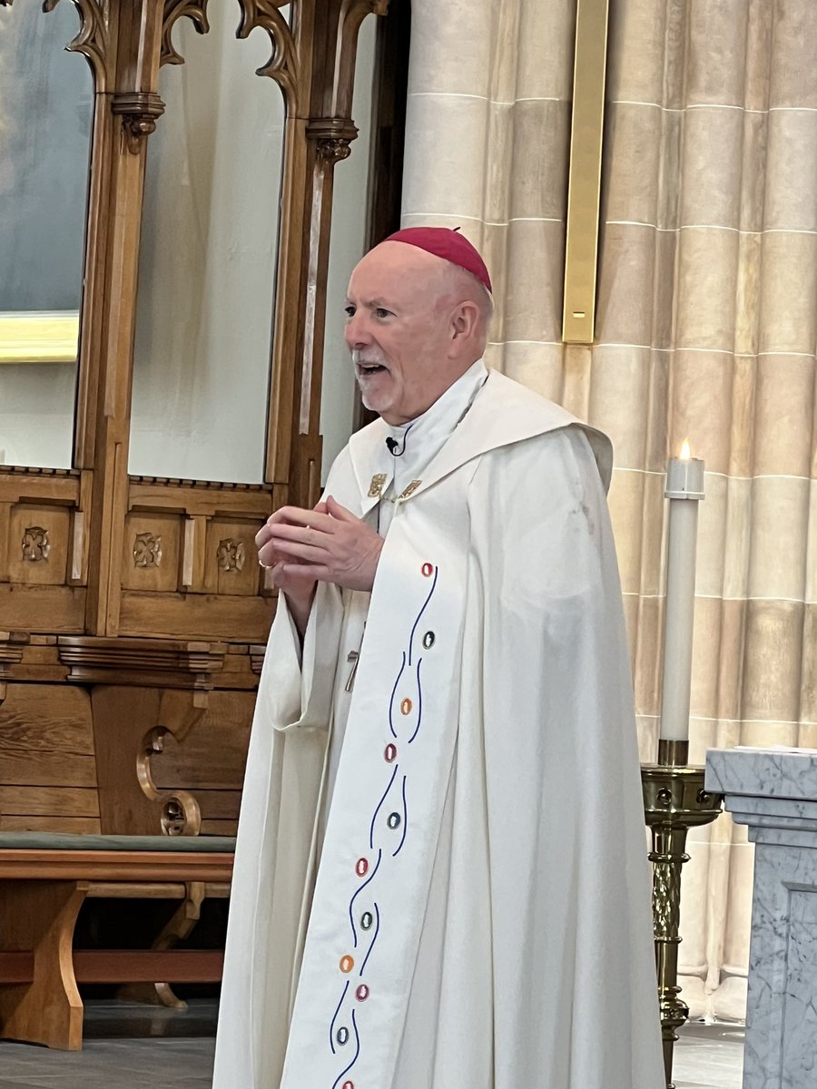 ArchdiocGlasgow's tweet photo. ‘Can we say to someone living where it is arid and barren, they have no right to come here where the soil is
good and food is plentiful, because this is my territory? 
Do migrants/refugees not have
God-given rights … to a better life?’
Archbishop’s letter https://t.co/RWSke3m31c https://t.co/gQaZRplaPE