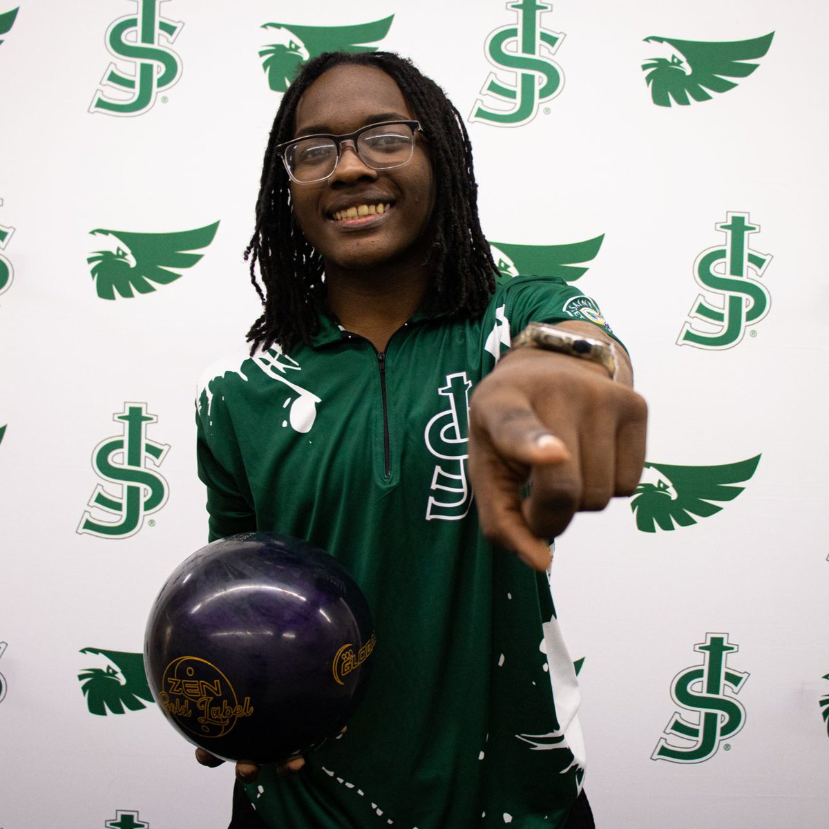 StJoesMetuchen's tweet photo. Our bowlers are second to none, which is especially true for Will Cunningham '26 who bowled a perfect 300 during yesterday's match! Congratulations, Will! Excellent work. https://t.co/3AnJU2EHFH