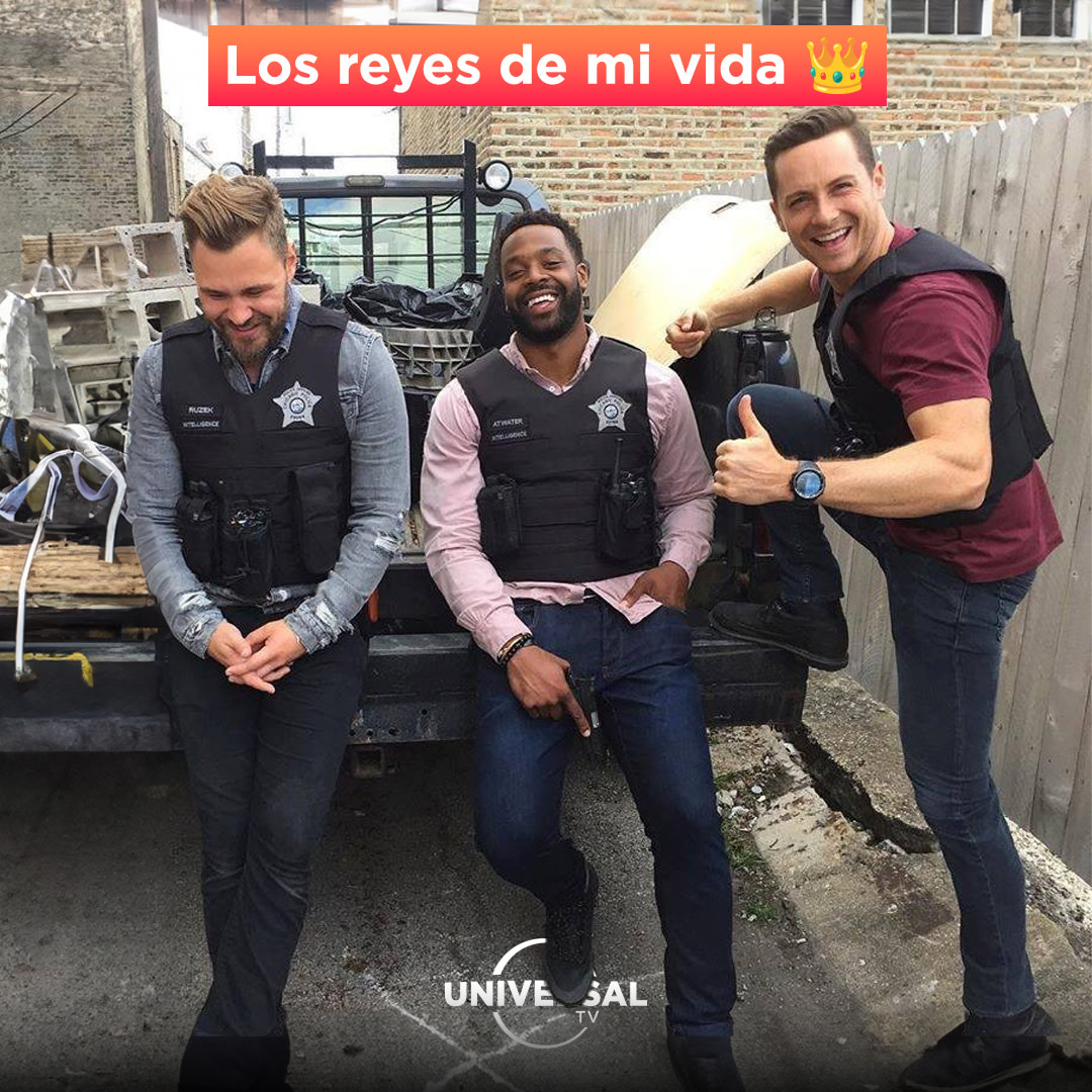UniversalTVLA's tweet photo. Y decรญan que a los Reyes Magos solo los esperaban los niรฑos ๐ Hoy queremos saber, ยฟquรฉ te gustarรญa que te regalaran nuestros reyes? ๐๐ซ https://t.co/OJNwPI9jm4