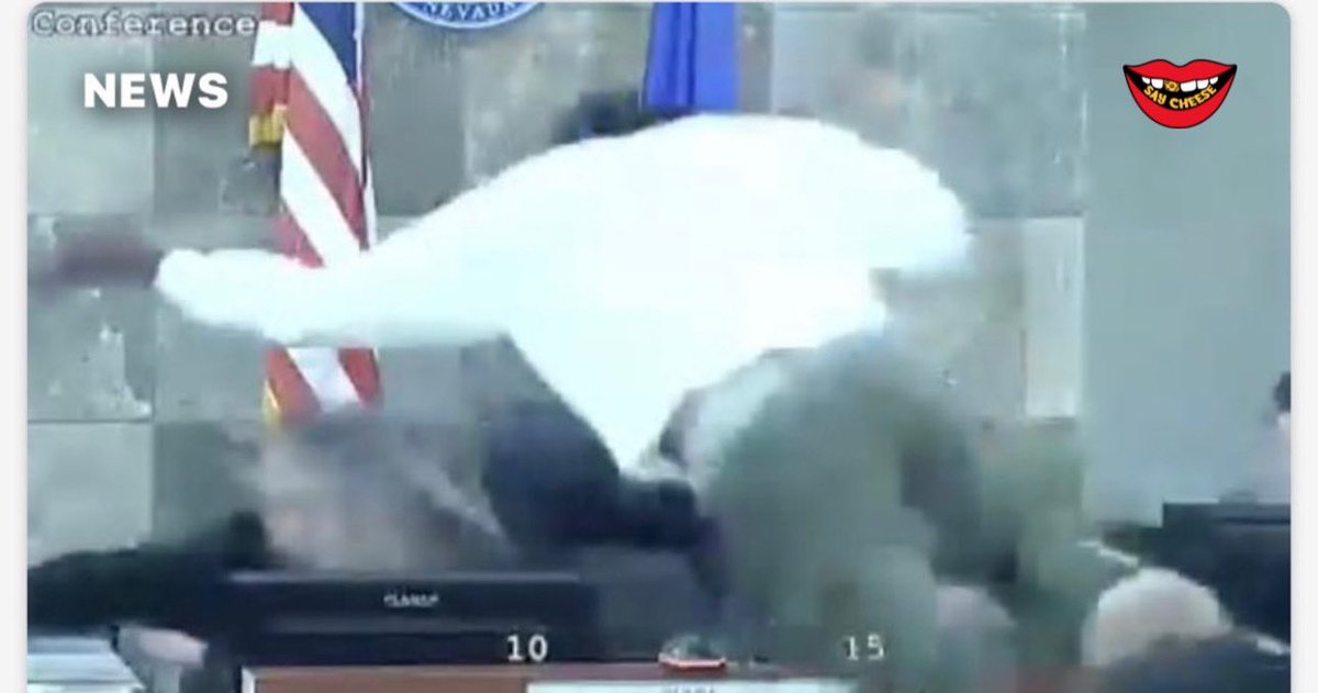 SAY CHEESE! 👄🧀 tweet media