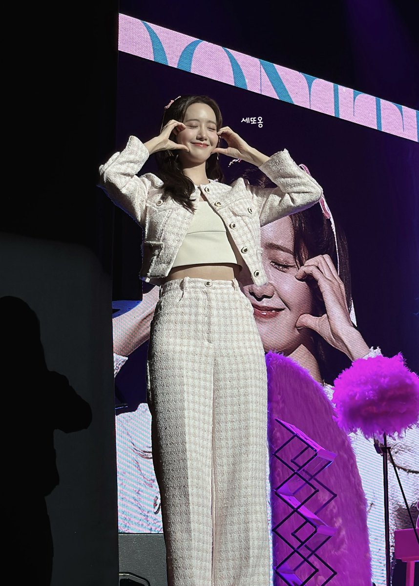 fairy9_6's tweet photo. 230106 윤아 팬미팅 
#윤아 #윤아팬미팅 #융미팅 #소녀시대 https://t.co/eDlXQp13WV
