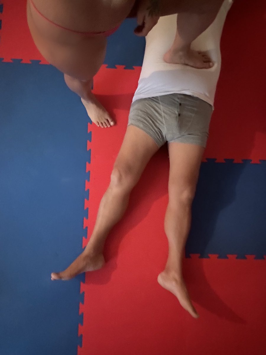 AngelicaKo3's tweet photo. Knockout
#ko #knockout #knockmeout #knockme #victorypose https://t.co/MOMEOqhMHo