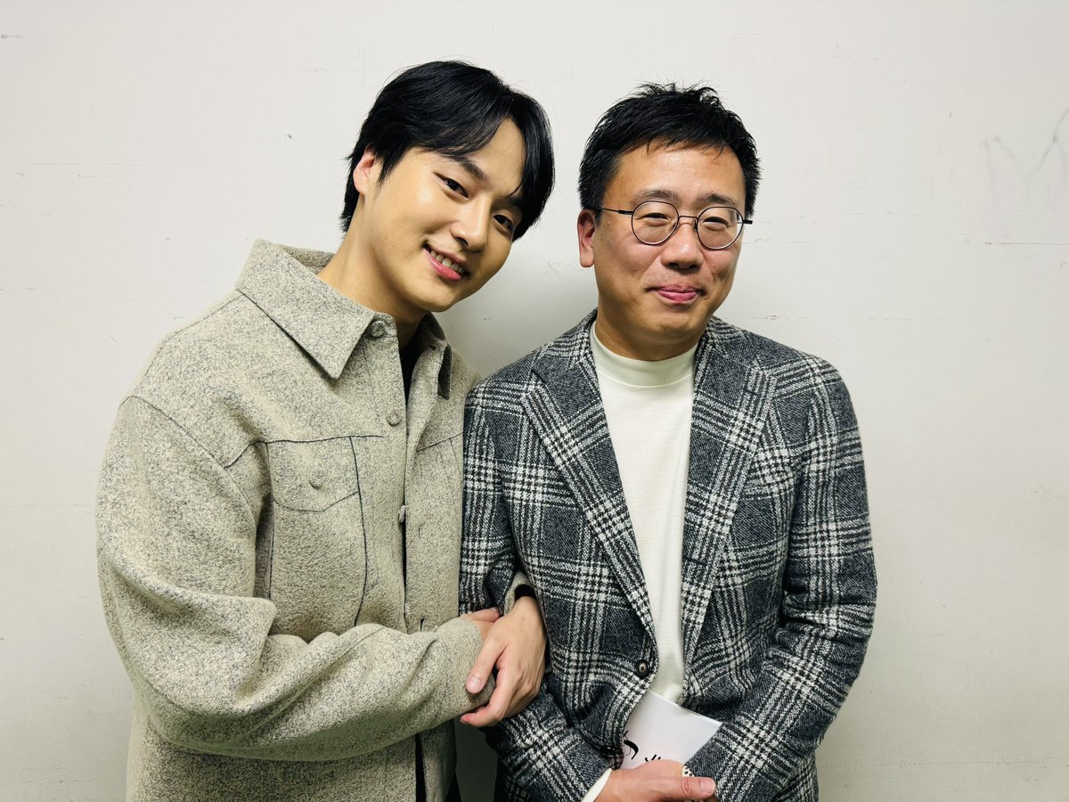 furuyamasayuki0's tweet photo. 今年のステージ初仕事は俳優のヤン・セジョンさんと東京でのファンミで再会でした☺️本当に素敵な俳優さんで、今日の日を楽しみに待っていました‼️最近ではドラマ『イ・ドゥナ！』が話題になっていましたよね😉セジョンさんって一緒にいると癒されるんですよね‼️次作も楽しみです‼️大阪もファイティン💪 https://t.co/FDh0hGPg7w