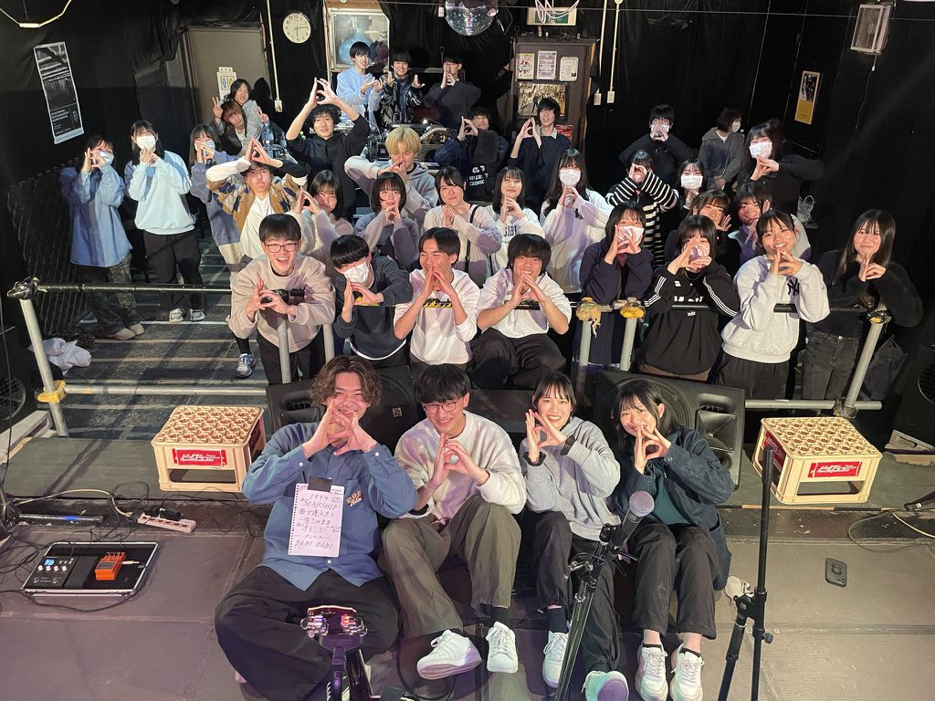 Byway_110's tweet photo. NEW YEAR LIVE 2024ありがとうございました！！
初トリでしたが、最高に盛り上がったライブでした！
また会いましょう！！

【セットリスト】

1994／w.o.d.
STARSHIP／SIX LOUNGE
夢で逢えたら／銀杏BOYZ
一生このまま／Mega Shinnosuke
オレンジ／w.o.d.
~encore~
BABY BABY／銀杏BOYZ https://t.co/aIZ9GeKmB4