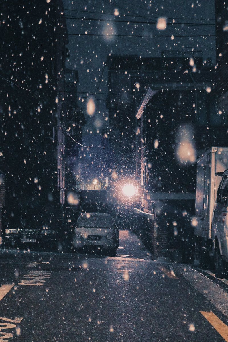 paper_area's tweet photo. 눈이 너무 예쁘게 나린다 ❄️ https://t.co/E6WFSR2Hj4