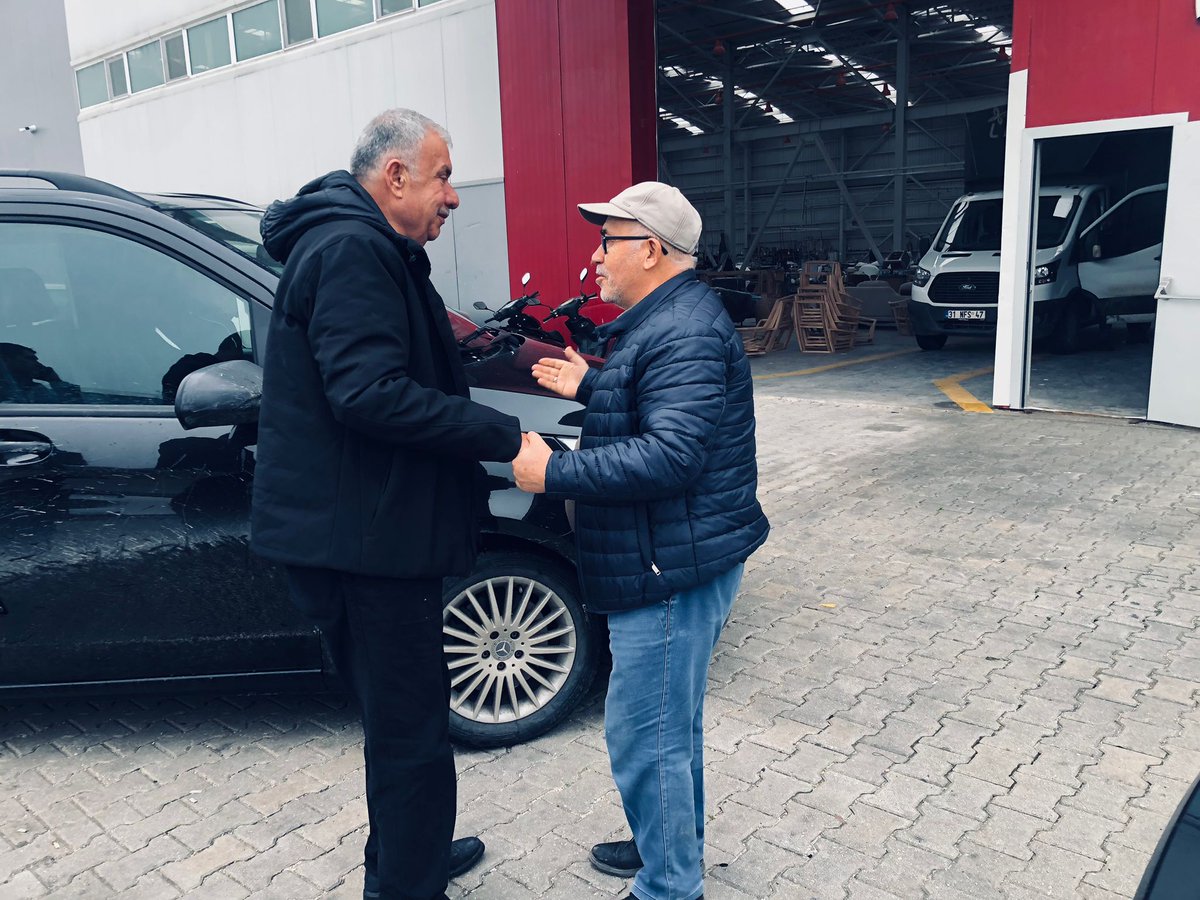 BeyzadeTV's tweet photo. 🚨 BAŞKAN YILMAZ MOBİLYACILAR SANAYİ SİTESİNİ ZİYARET ETTİ
#Antakya Belediye Başkanı İzzettin Yılmaz (#MOBSAN) #Mobilyacılar #Sanayi Sitesi’ni ziyaret ederek mobilya üreticileri ile bir araya geldi.
Detaylar 👇
https://t.co/yFt6CG7nd2 https://t.co/U8tlmE8woX