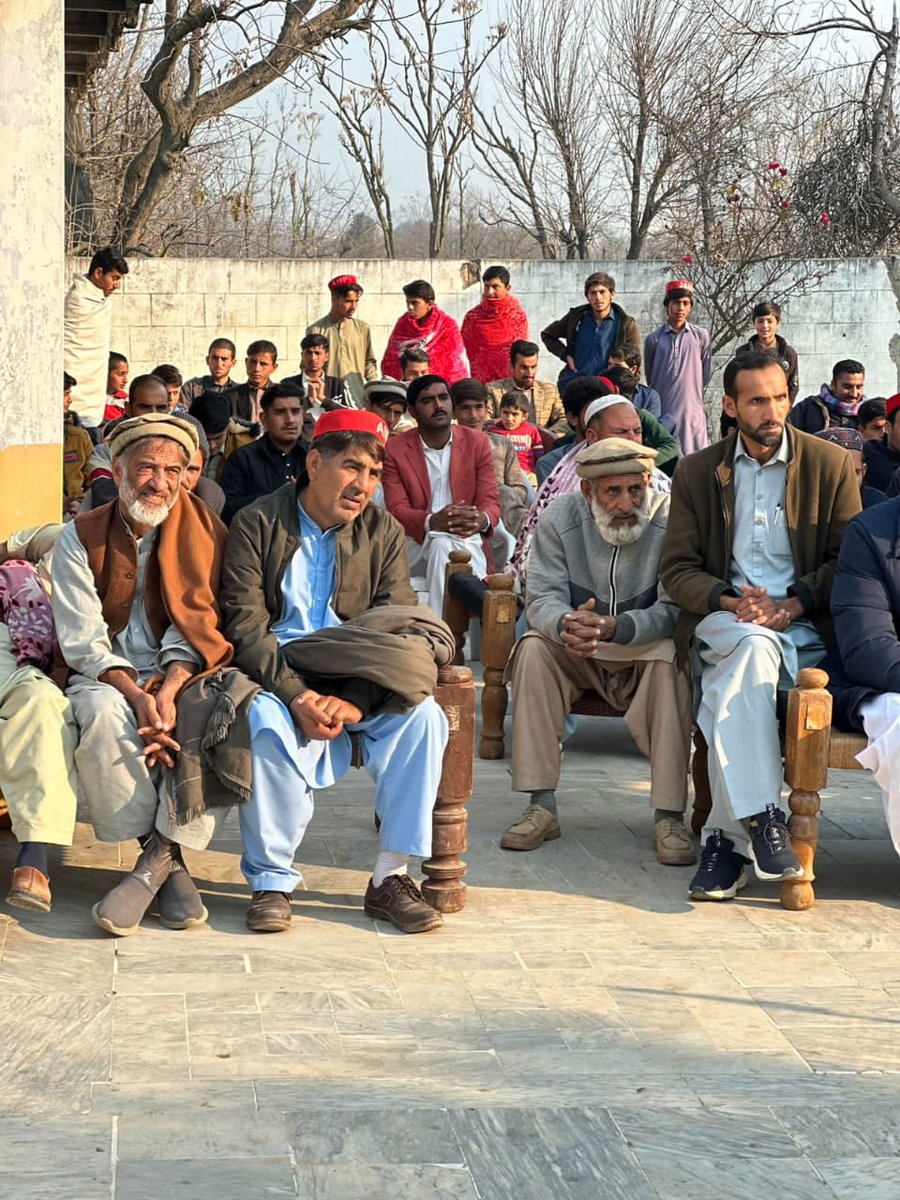 ANPOPakhtunkhwa's tweet photo. اجلاس سے مرکزی سیکرٹری ثقافت میاں سید لائق باچا، امیدوار پی کے 25 افسر خان، نثار خان، اصغر خان، نیاز خان، بابر خان اور میاں نور باچا نے خطاب کیا۔
#ANPBuner | #Vote4Laltain https://t.co/QasksbXLiO
