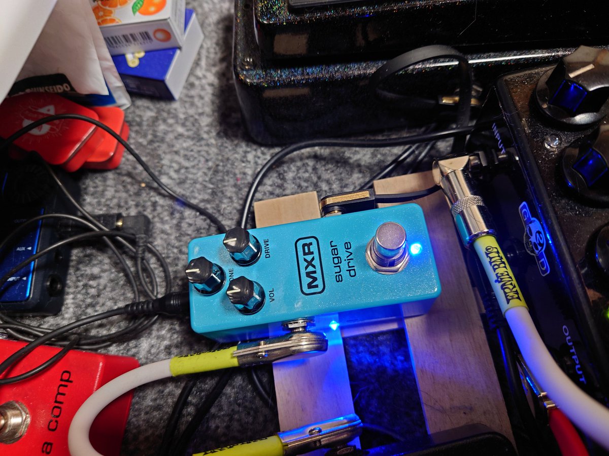 cb16188789's tweet photo. たしなみ?一家に一台?
う���のなんとか系は、たまたまリサイクルしてきたこれでして。
#SugarDrive
#ケンタウロス https://t.co/ZYd1aRBVTw